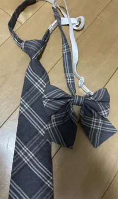 SHEIN 制服リボン ネクタイ　グレー チェック柄
