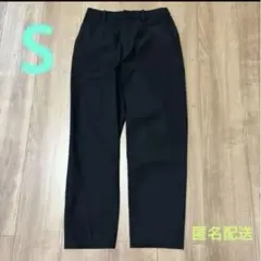 UNIQLO 黒 カジュアルパンツ Sサイズ