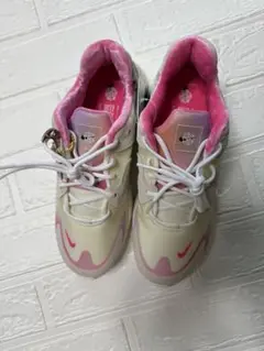 Item thumbnail for item 73fcad58-be62-4af1-b8da-be0e5033d295