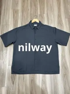 【nilway】こなれ感◎ ドロップショルダー半袖シャツ（チャコールグレー）のサムネイル