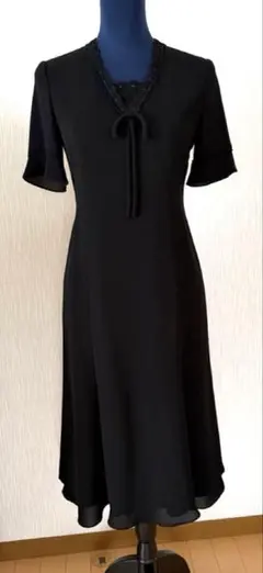 新品【ブラックフォーマル】　半袖ワンピース