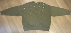 オリーブグリーン 星刺繍 長袖セーター　HEART MARKET