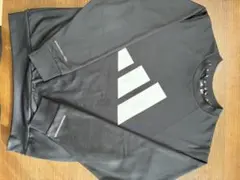 adidasトレーナー