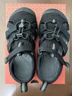 KEEN サンダル ブラック キッズ 18㎝