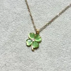 四つ葉のクローバーネックレス 緑グリーンゴールドカラー幸運の象徴