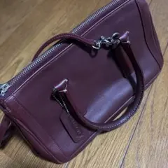 COACH バーガンディ レザー ショルダーバッグ