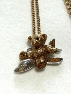 希少Burberrys　バーバリー　くま　ベア　飛行機　ピンバッジ　JAL 希少Burberrys バーバリー くま ベア 飛行機 ピンバッジ JAL