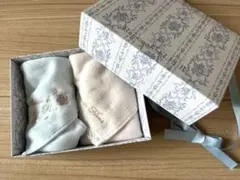 【新品】【未使用】Maison de FLEUR　刺繍入りハンカチ　2枚　セット