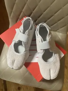 2025年最新】エアリフト グレーの人気アイテム - メルカリ