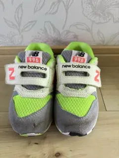 New Balance 996 キッズシューズ グレー/ライム