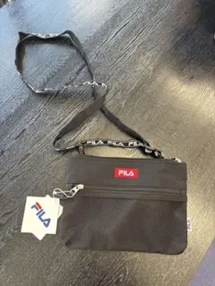 FILA ブラック ショルダーバッグ