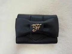 【美品】メゾンドフルール 折りたたみ財布 Maison de FLEURのサムネイル