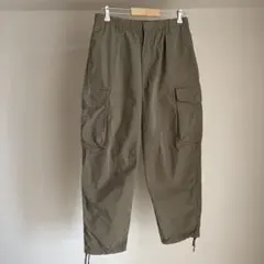 UNIQLO U ワイドフィットパラシュートカーゴパンツ　オリーブ　M