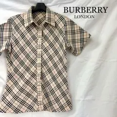 美品】バーバリー 半袖スキッパーポロシャツ ノバチェック 黒 ロゴ刺繍