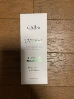 ⭐️新品未開封⭐️d'Alba UV エッセンス　日焼け止め　50ml