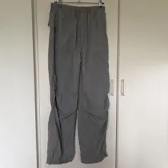 GU ナイロンパンツ　Mサイズ