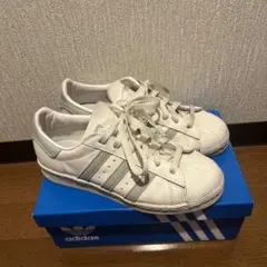 adidas✨スニーカー✨グレー✨superstar 82✨Rマークロゴ