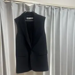 ZARAブラックノースリーブジャケット