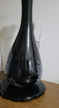青色ガラス フラスコ型花瓶 木製ベース - メルカリ