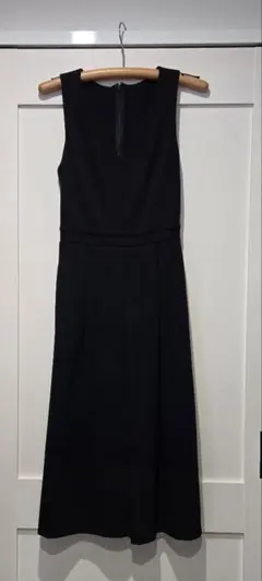 黒 ノースリーブ オールインワン