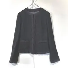 ザ・スーツカンパニー　ノーカラージャケット　ツイード　ラメ入り　黒　卒業式