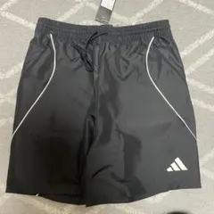 신품 미사용 adidas スポーツ ショートパンツ
