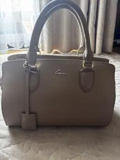 Cem ベージュ レザー ハンドバッグ