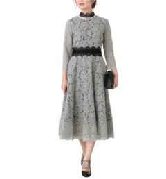 Lace Ladies 花柄総レースミモレ丈フレアワンピース・ドレス グレー