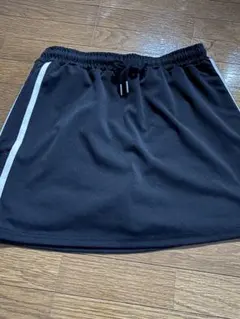 ストレッチ性 ブラックミニスカート サイドストライプ