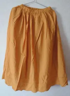 新品未使用ハニーズ裾スカラップレースロングスカート(マスタード)L