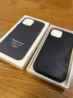 Apple純正　iPhone13mini用　ブラックレザーケースのサムネイル