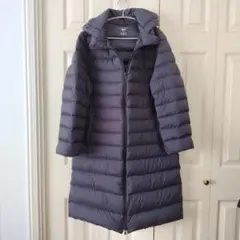 UNIQLO ULTRA LIGHT DOWN フード付きダウンジャケット