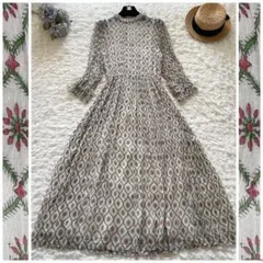 Emerald Motel/エメラルドモーテル　花柄シフォンワンピース　フリル袖