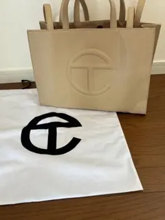 Telfar テルファー ショッピングバッグ ミディアム ベージュ - メルカリ