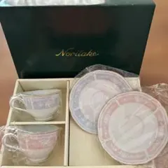 Noritake ティーカップソーサー2個セット　ブルーピンク