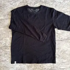 ブラック 長袖 Tシャツのサムネイル