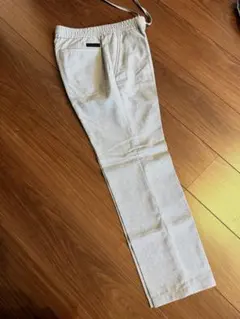 Burberry Black Label薄型パンツ 76サイズのサムネイル