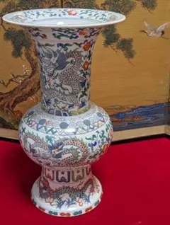 中国 とう彩龍紋瓶 乾隆年製銘 色絵 送料込み 260825 - メルカリ