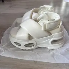 AIR VOLUME SOLE サンダル アイボリー