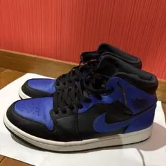 ナイキエアジョーダン1 ミッド 