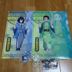 鬼滅の刃　くら寿司　クリアファイル　缶バッジ