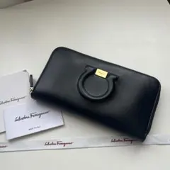 402 極上美品 Ferragamo サルバトーレフェラガモ 長財布のサムネイル