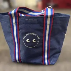 Anya Hindmarch The Mini Universal Bagのサムネイル