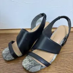 ブージュルード　スネイルサンダル　パイソン　黒　Mサイズのサムネイル