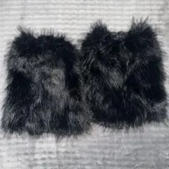 足につけるファー