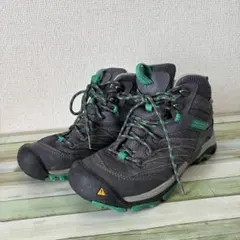 【KEEN】ハイカットスニーカー 24cm グレー　トレッキング＊今週末まで＊