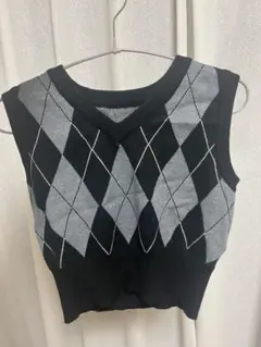 ダイヤモンド柄 ニットベスト 黒 グレー