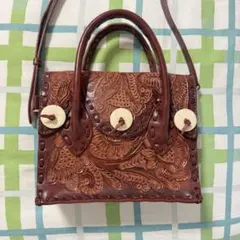 【ほぼ新品】Carving Tribes ショルダーバッグ　ミニマエストラのサムネイル