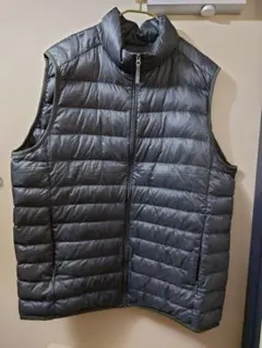 【メンズ】 ユニクロ ウルトラ ライトダウンベスト XLサイズ