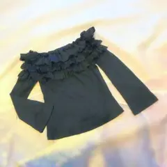 Y2K フリル オフショルトップス／セシルマクビー